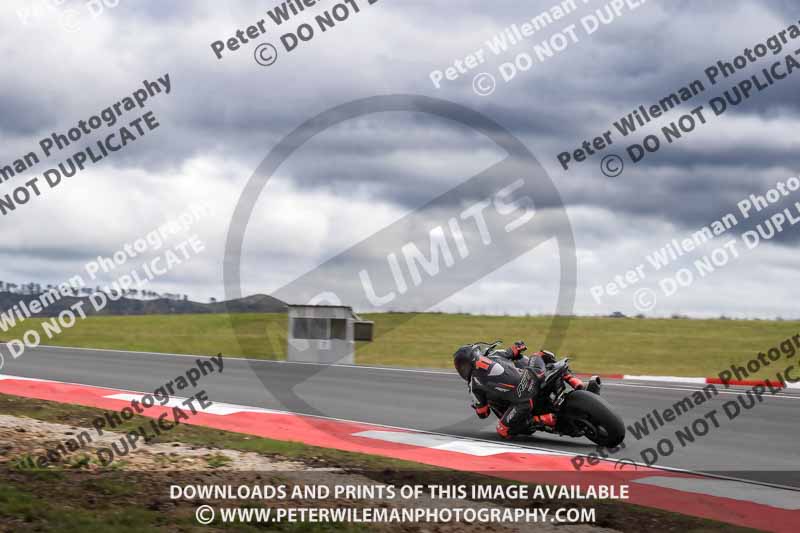 cadwell no limits trackday;cadwell park;cadwell park photographs;cadwell trackday photographs;enduro digital images;event digital images;eventdigitalimages;navarra;no limits trackdays;peter wileman photography;racing digital images;trackday digital images;trackday photos